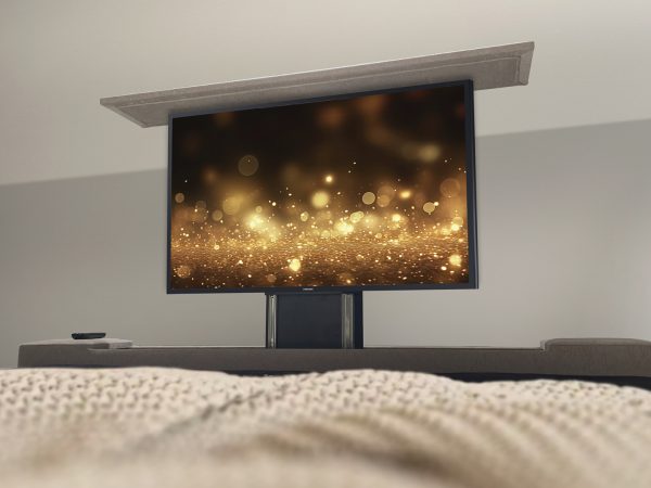 Voetbord met TV lift